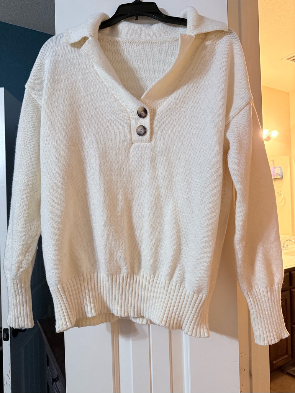 Classic Collared V-Neck Button Sweater - Cream